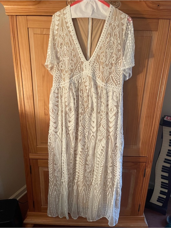 A Beautiful Soul Dresses & Skirts - ‘A Beautiful Soul’ White Embroidered Maxi Dress